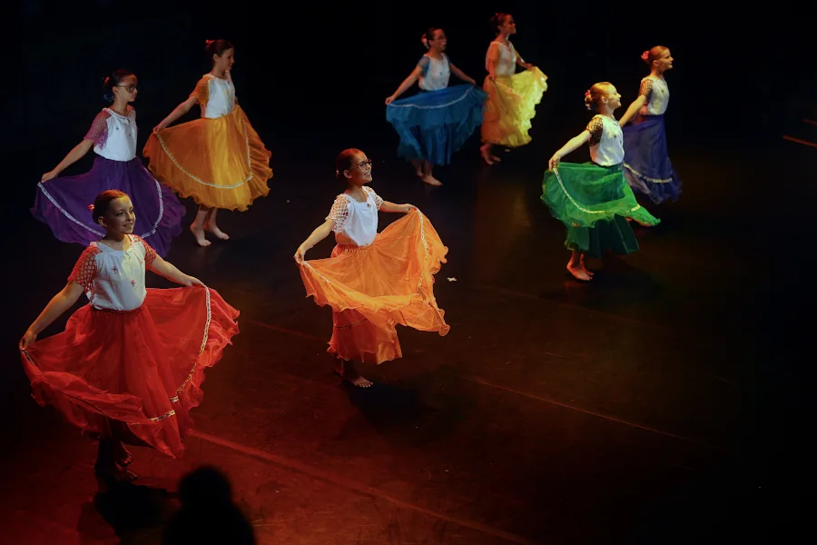 Cours de danse à le Thor, secteur L'Isle sur la Sorgue 84 - L'école de danse en spectacle